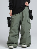 Women's Baggy Cargo Snowboard Pants
