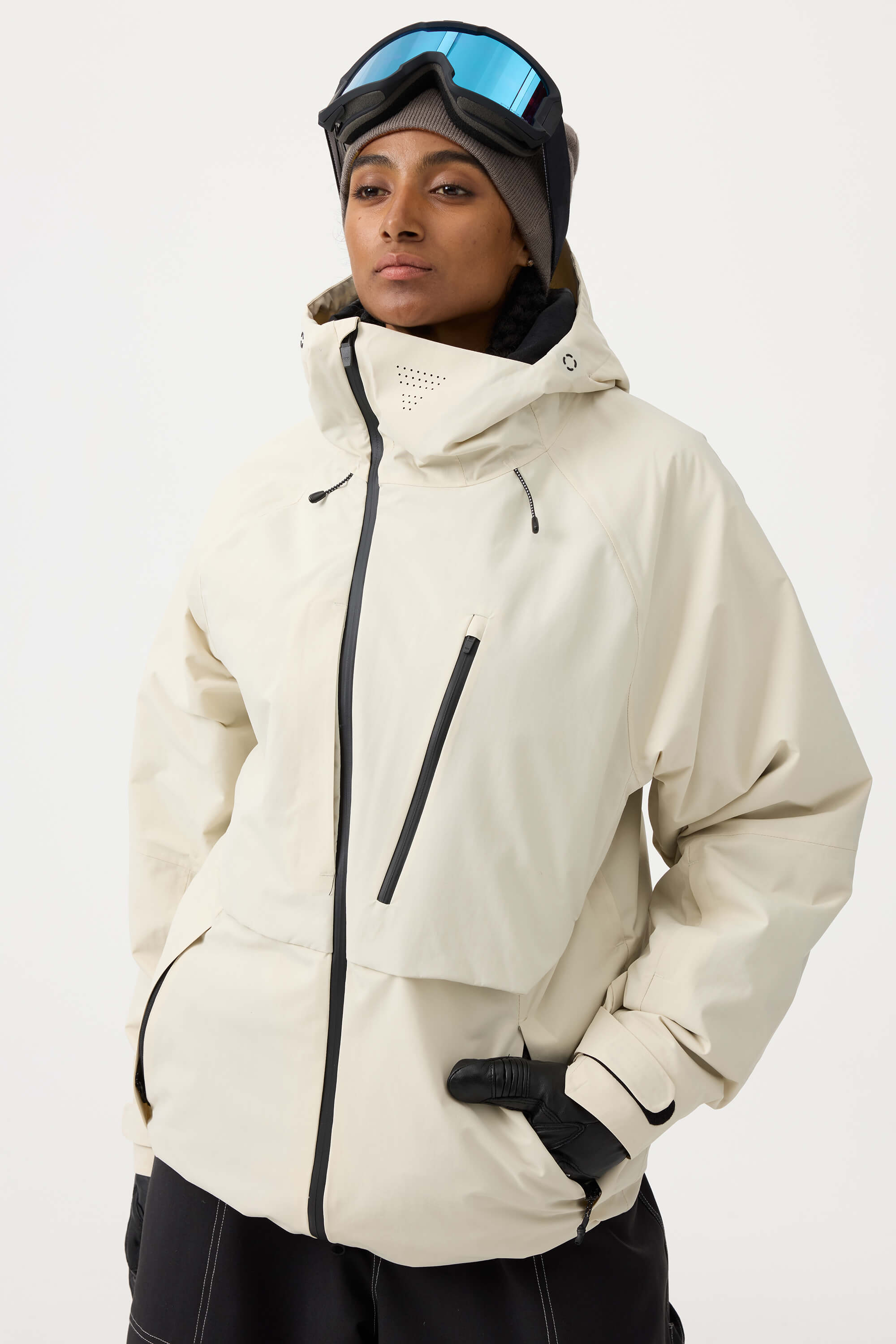 Women's Off White Multi-Pocket Face-Vented Ski Jacket Fully Waterproof Snow Jacket Main image