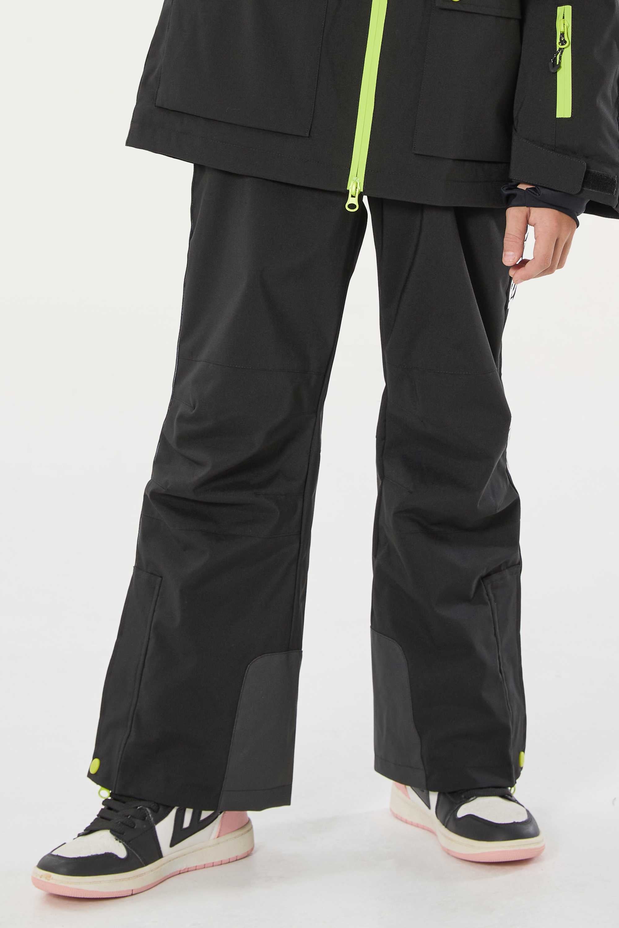 Army Green Insulated Ski Pants With Suspenders Snow Pants