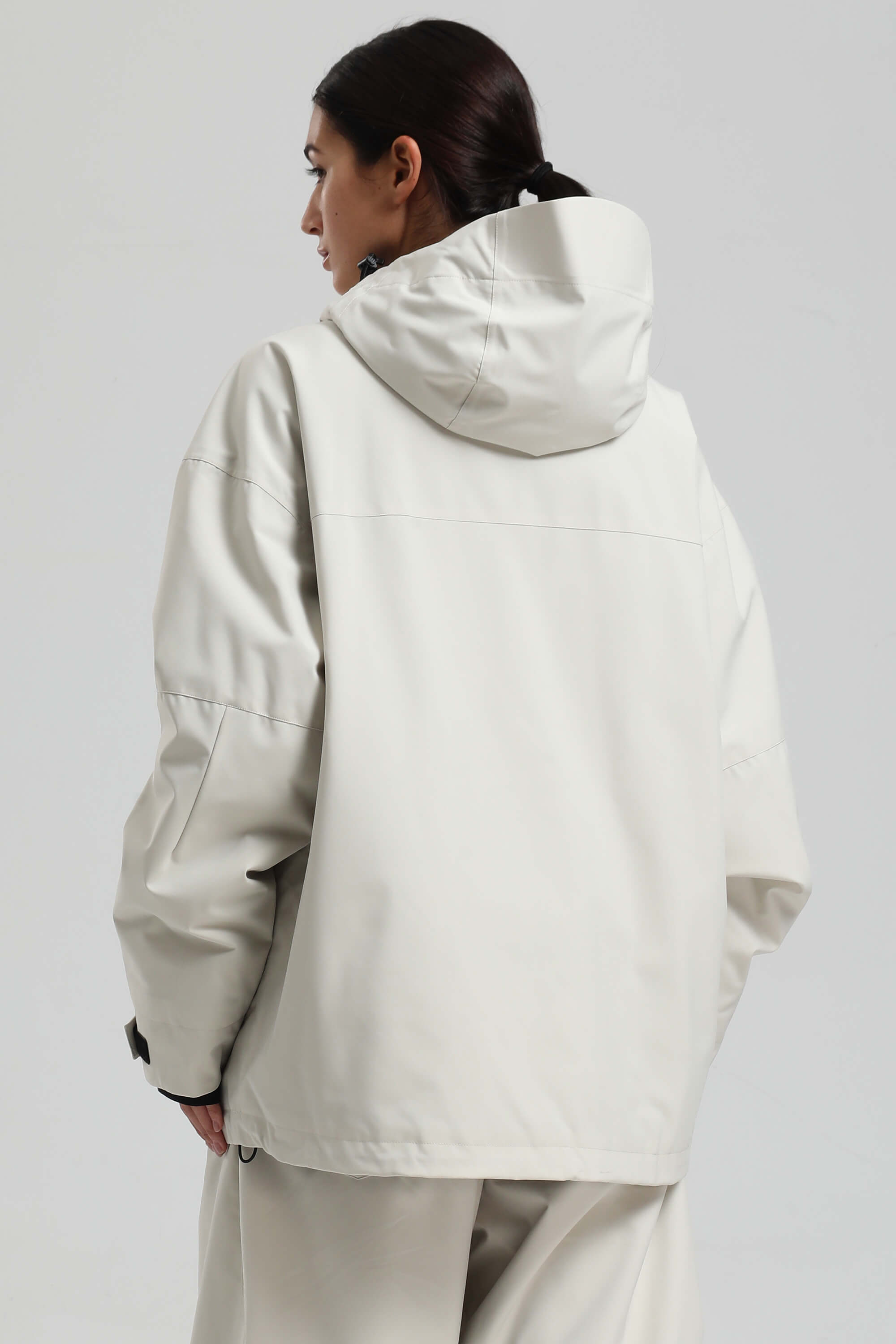 Women's Off White Multi-Pocket Dual-Vent Ski Jacket Waterproof Insulated Snow Jacket