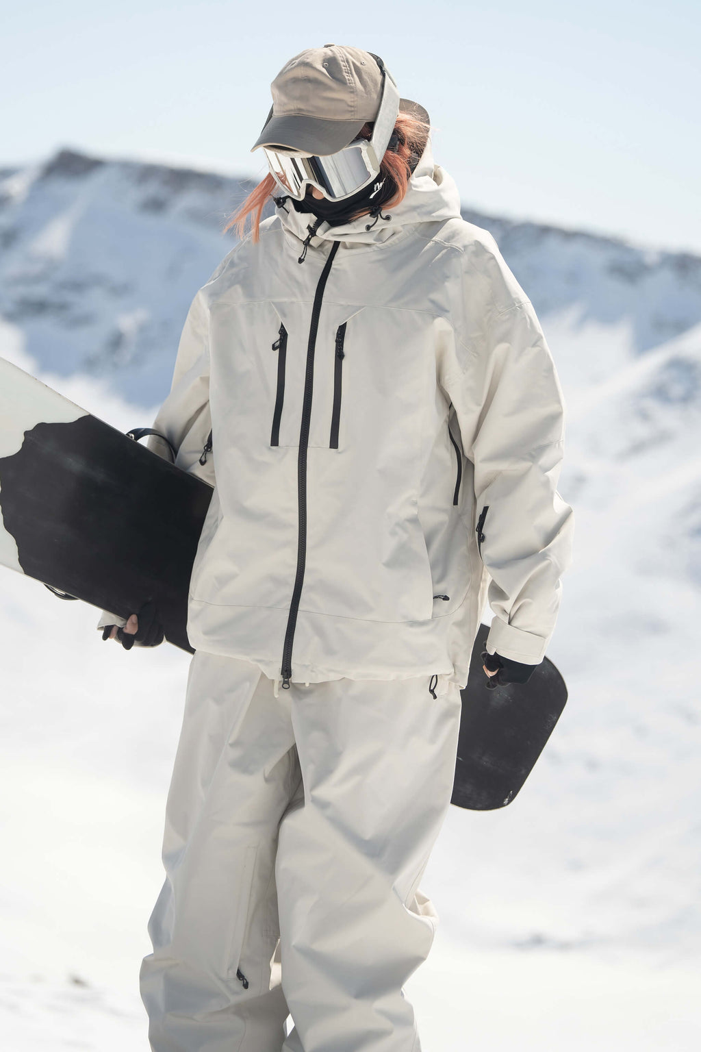Women's Black Multi-Pocket Dual-Vent Ski Jacket Waterproof Insulated Snow Jacket