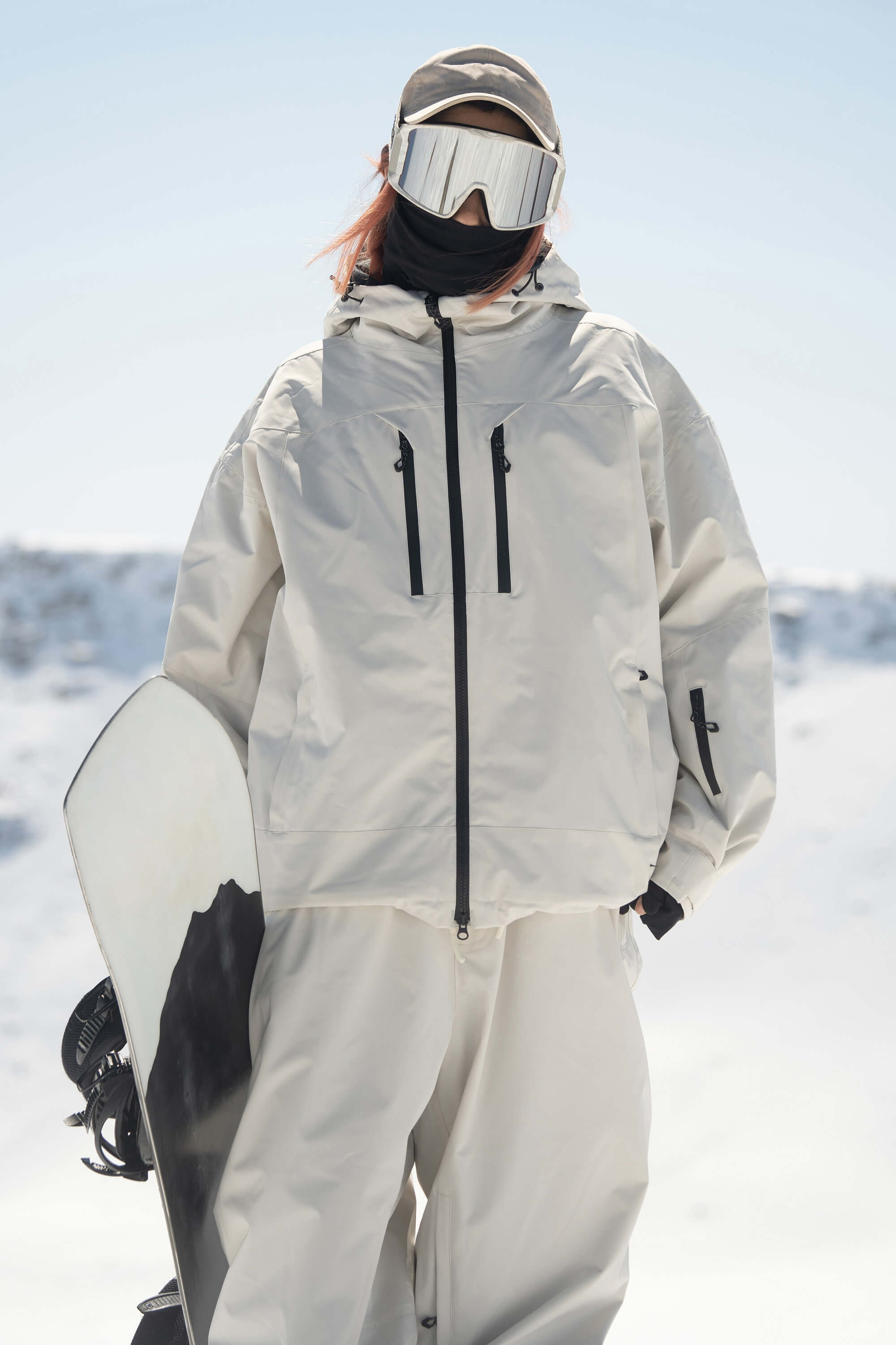 Women's Black Multi-Pocket Dual-Vent Ski Jacket Waterproof Insulated Snow Jacket