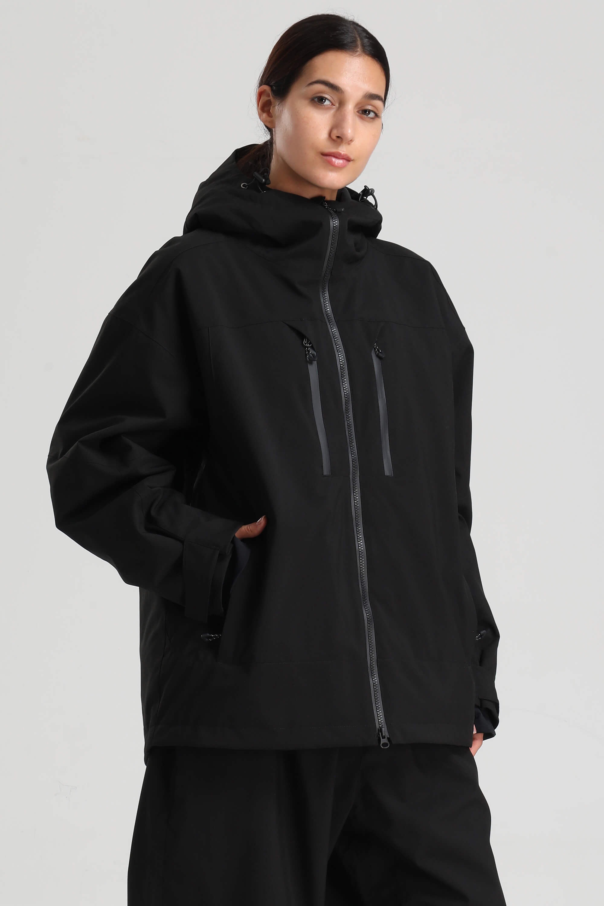 Women's Black Multi-Pocket Dual-Vent Ski Jacket Waterproof Insulated Snow Jacket