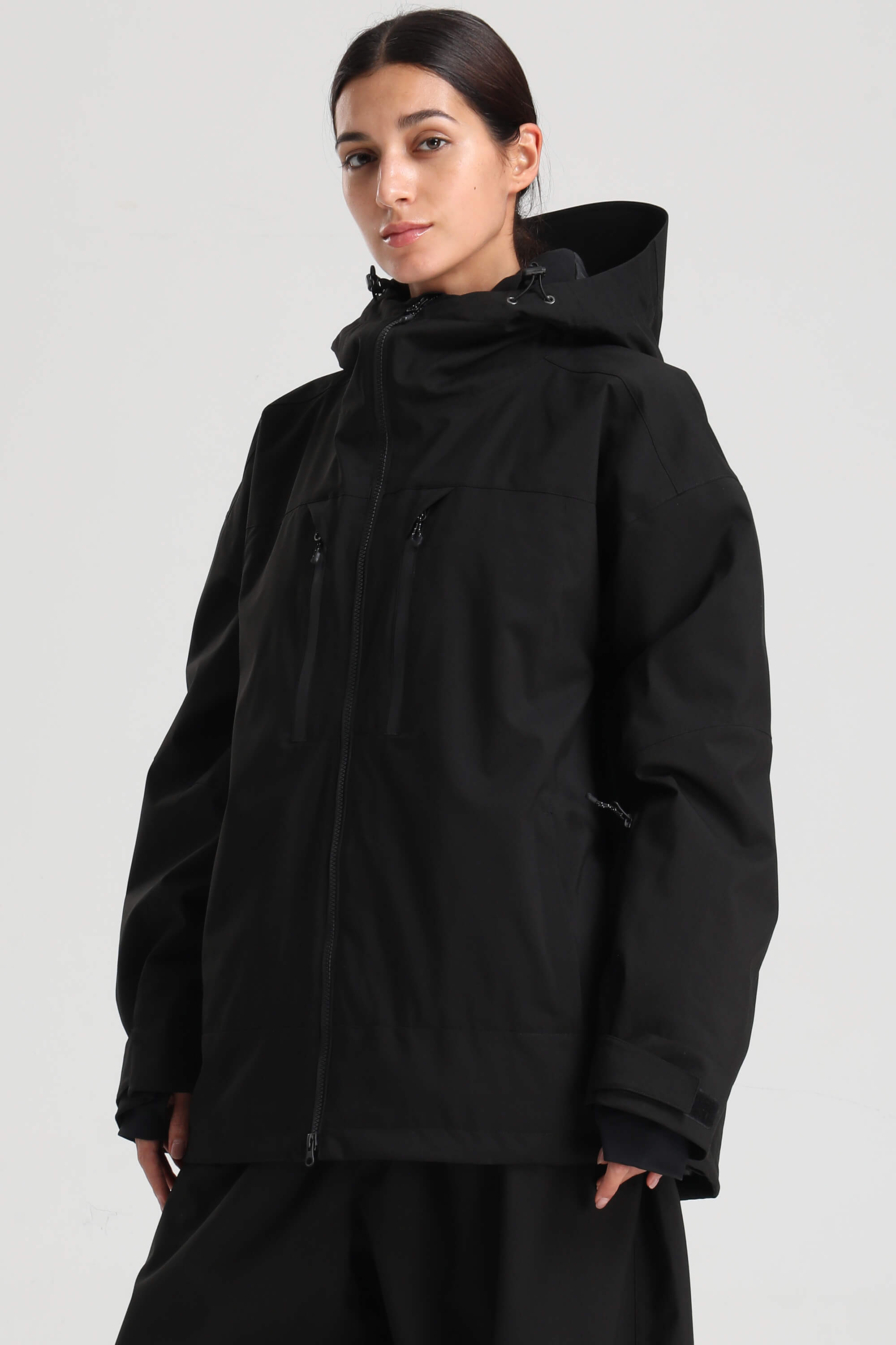 Women's Black Multi-Pocket Dual-Vent Ski Jacket Waterproof Insulated Snow Jacket