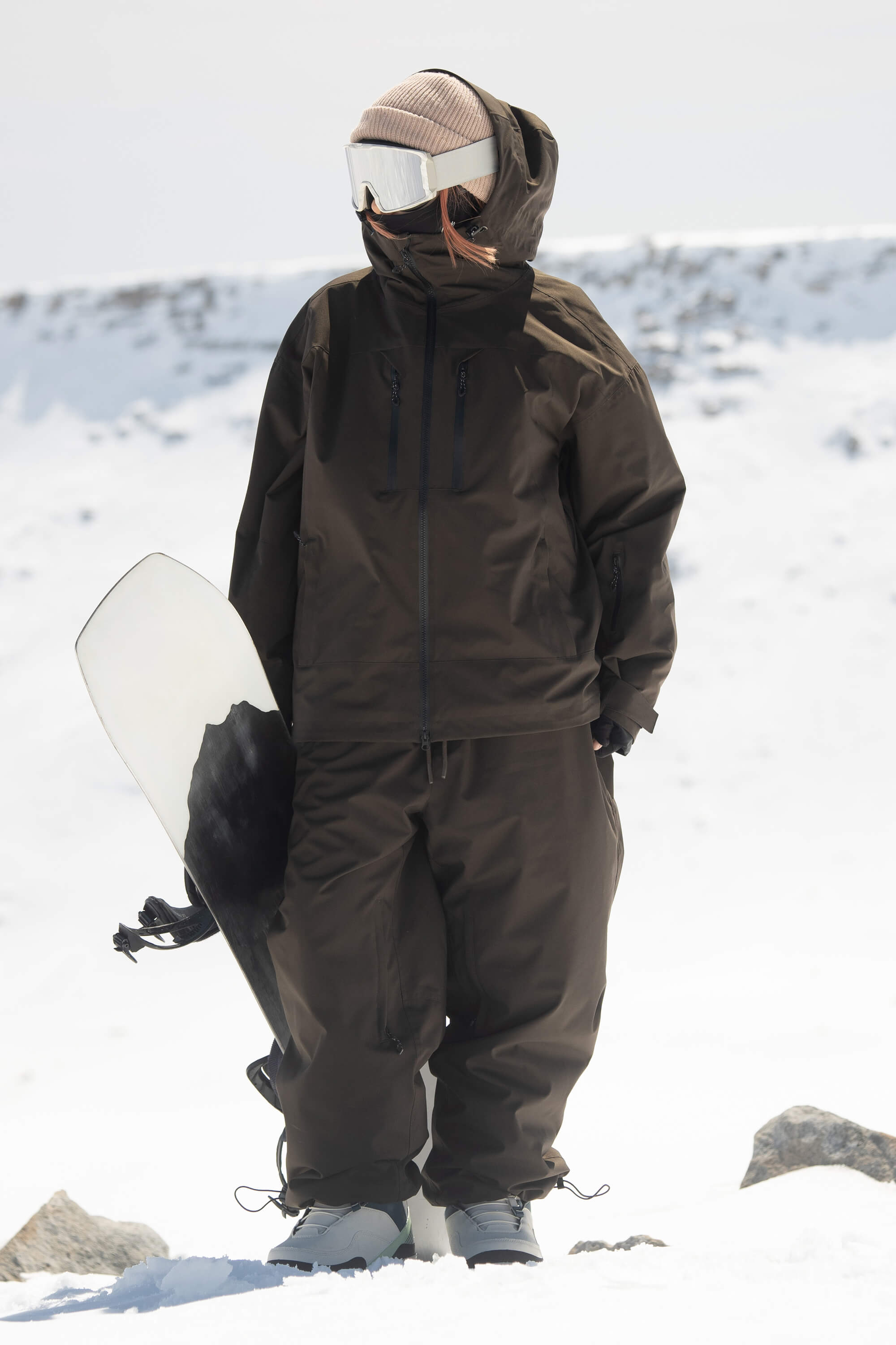 Women's Coffee Multi-Pocket Dual-Vent Ski Jacket Waterproof Insulated Snow Jacket