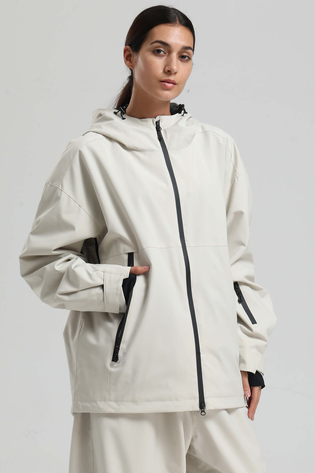 Women's Off White Fully-Sealed Dual-Vent Ski Jacket Minimalist Insulated Snow Jacket