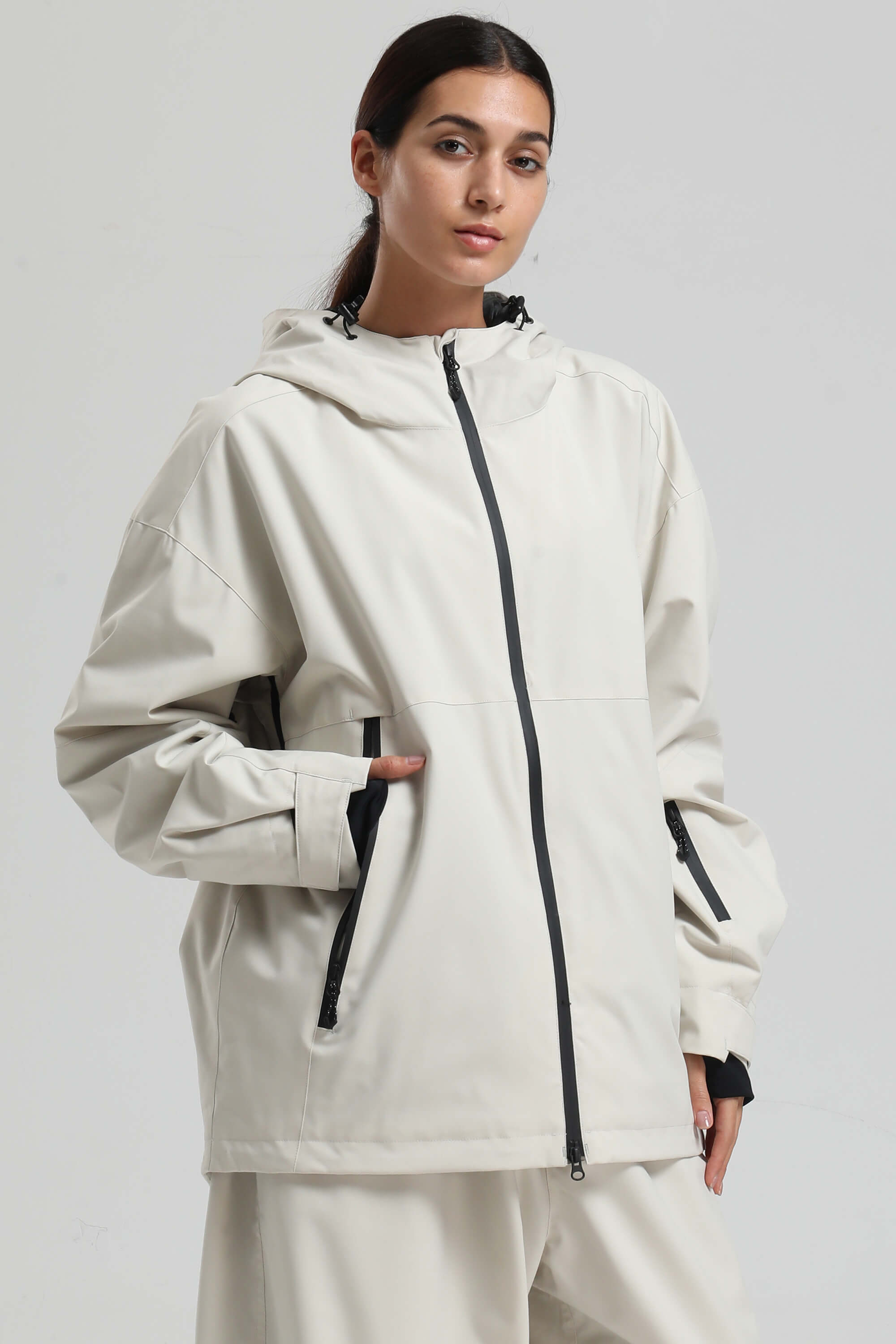 Women's Off White Fully-Sealed Dual-Vent Ski Jacket Minimalist Insulated Snow Jacket
