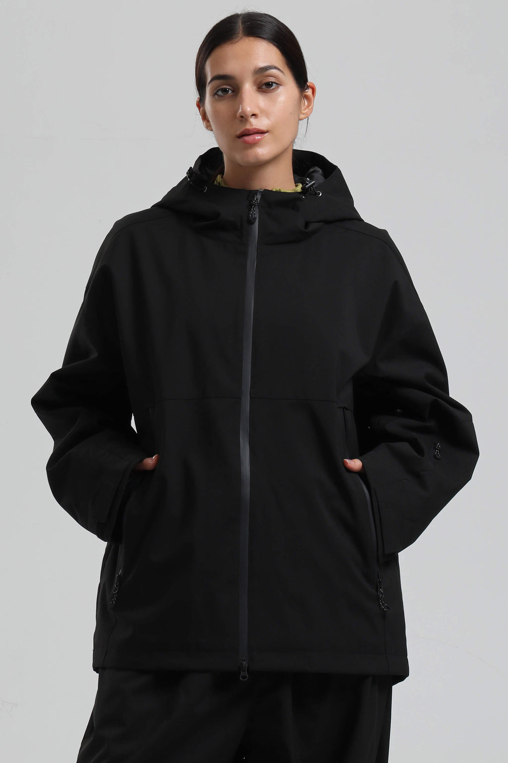 Women's Black Fully-Sealed Dual-Vent Ski Jacket Minimalist Insulated Snow Jacket