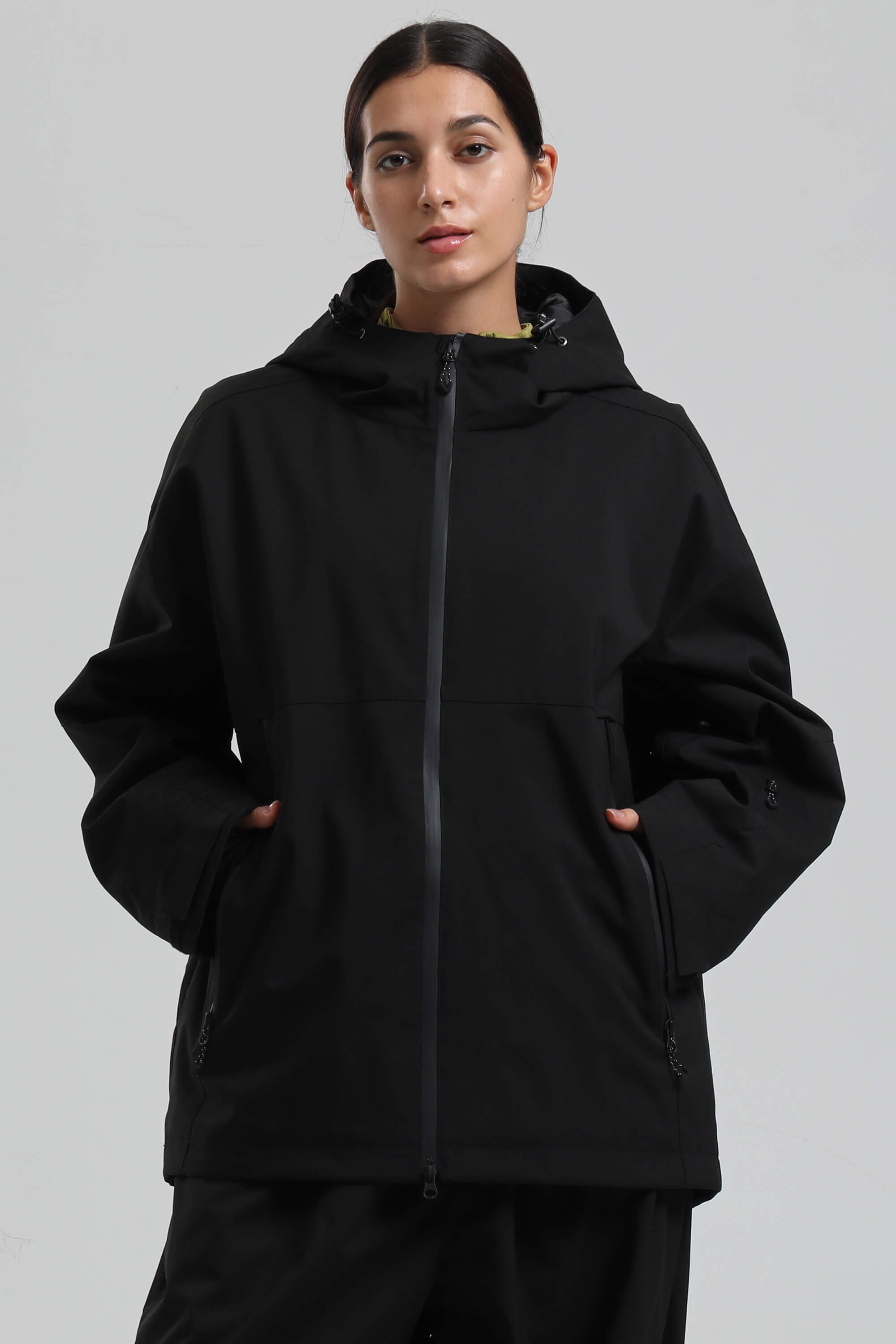 Women's Black Fully-Sealed Dual-Vent Ski Jacket Minimalist Insulated Snow Jacket