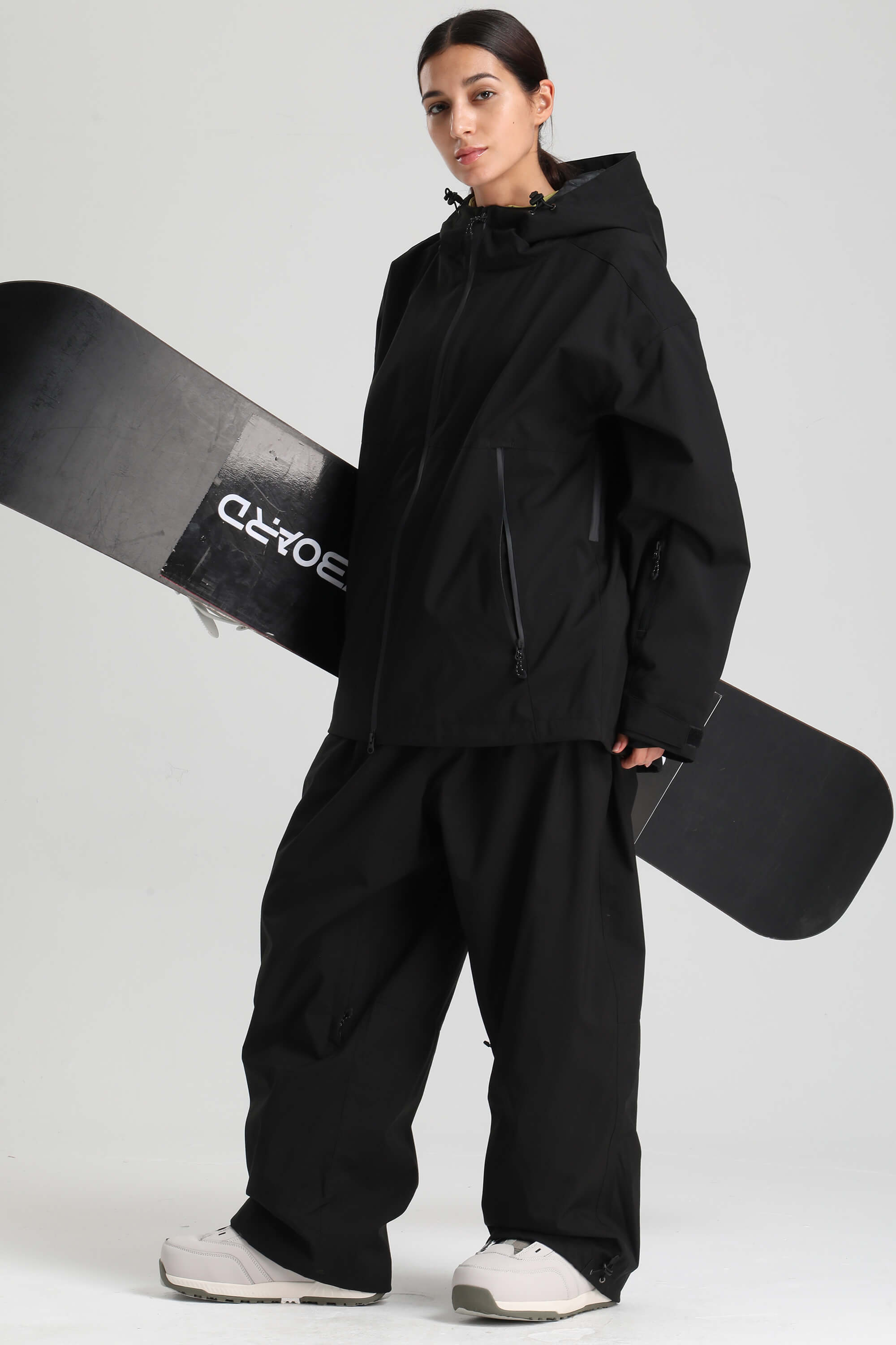 Women's Black Fully-Sealed Dual-Vent Ski Jacket Minimalist Insulated Snow Jacket