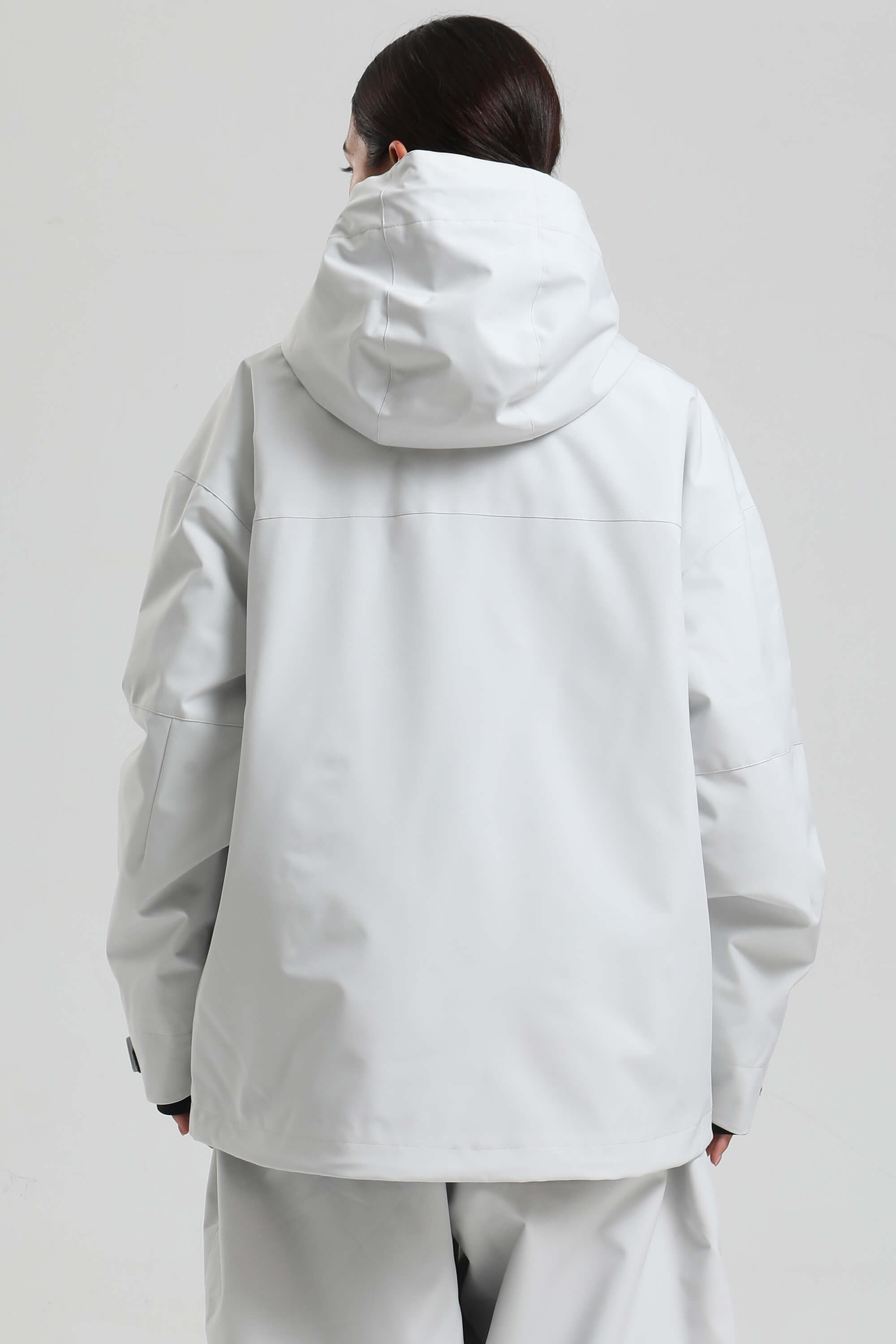 Women's Light Grey Fully-Sealed Dual-Vent Ski Jacket Minimalist Insulated Snow Jacket
