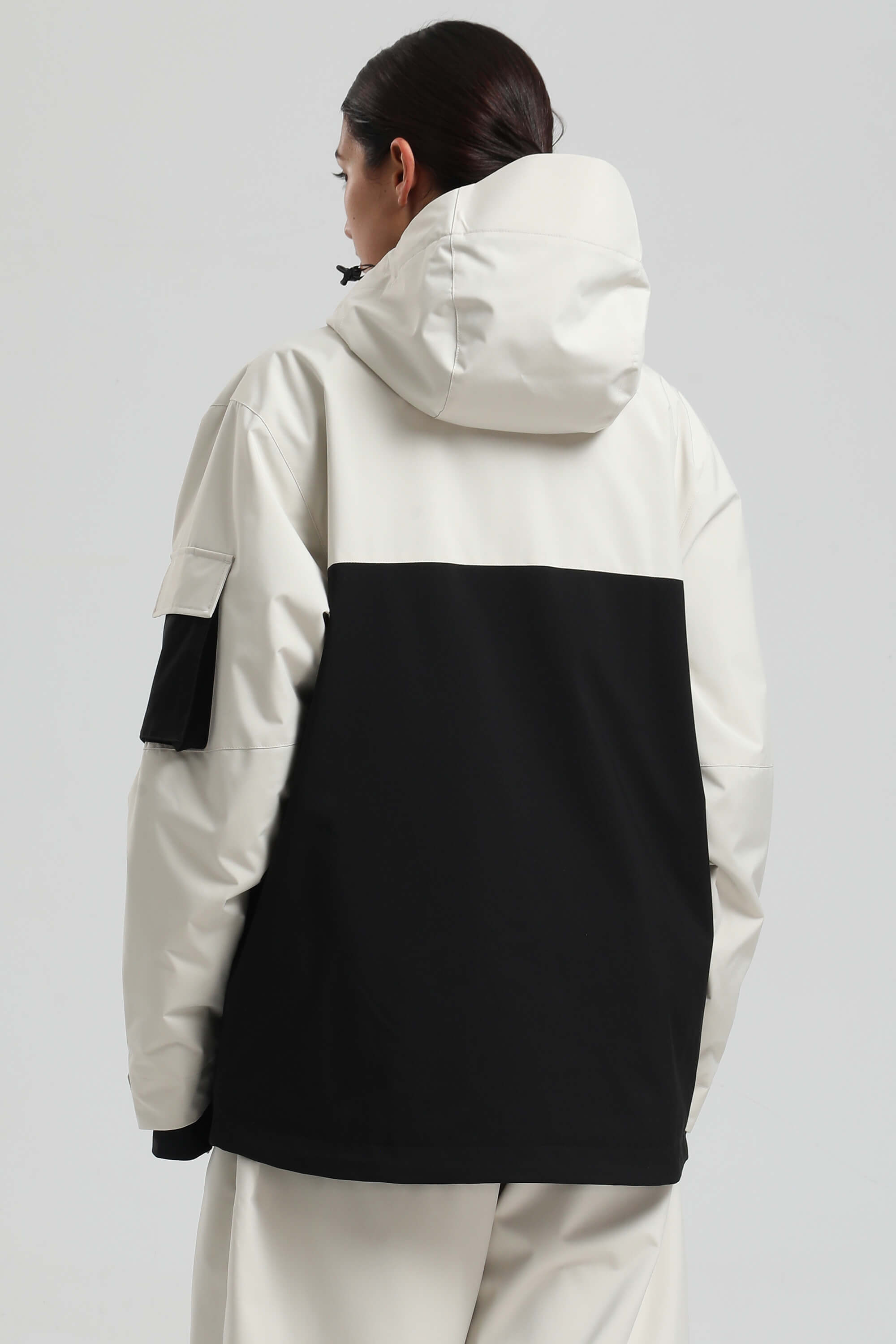 Women's White & Black Asym-Zip Multi-Pocket Ski Jacket Utility Waterproof Snow Jacket