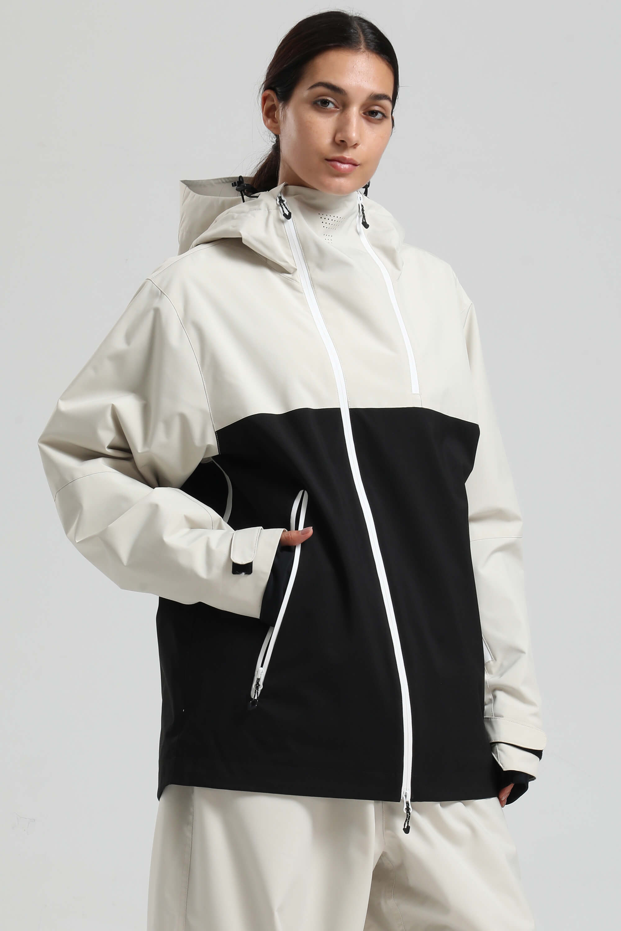 Women's White & Black Asym-Zip Face-Vent Ski Jacket Waterproof Insulated Snow Jacket