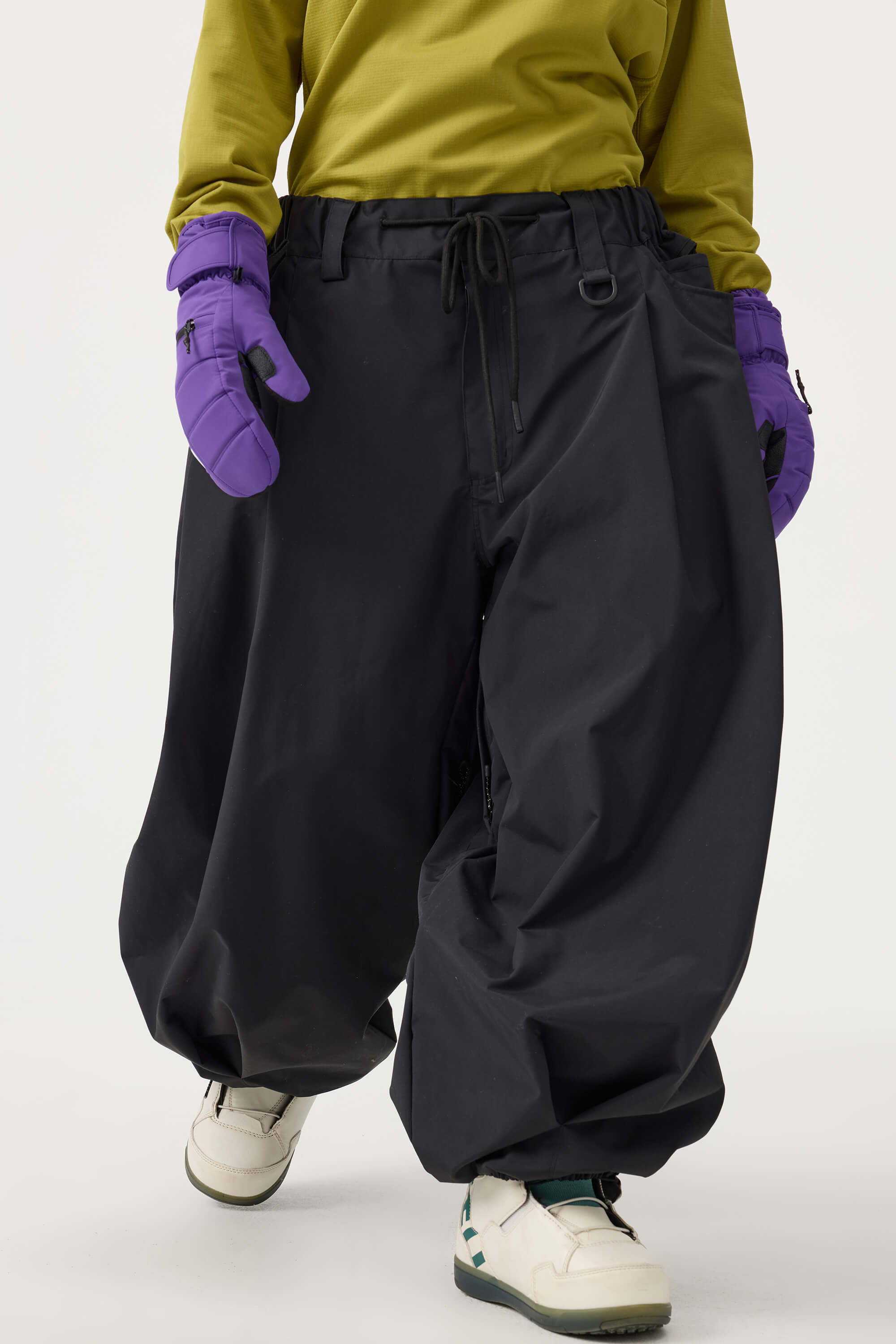 Women's Black Drawstring Baggy Ski Pants Balloon Snow Pants Main image