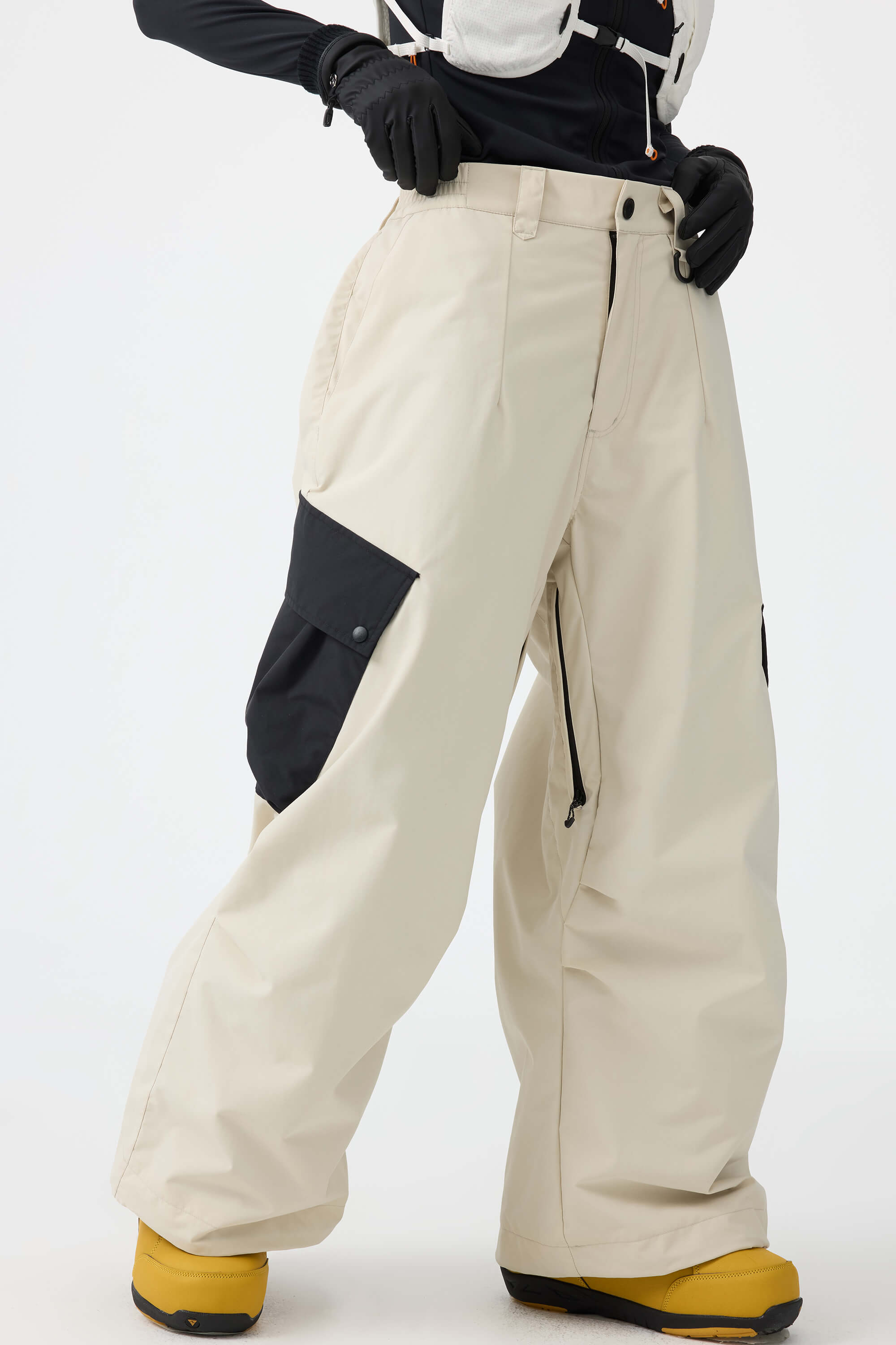 Women's Black Baggy Color-Blocked Ski Pants Cargo Pocket Snow Pants