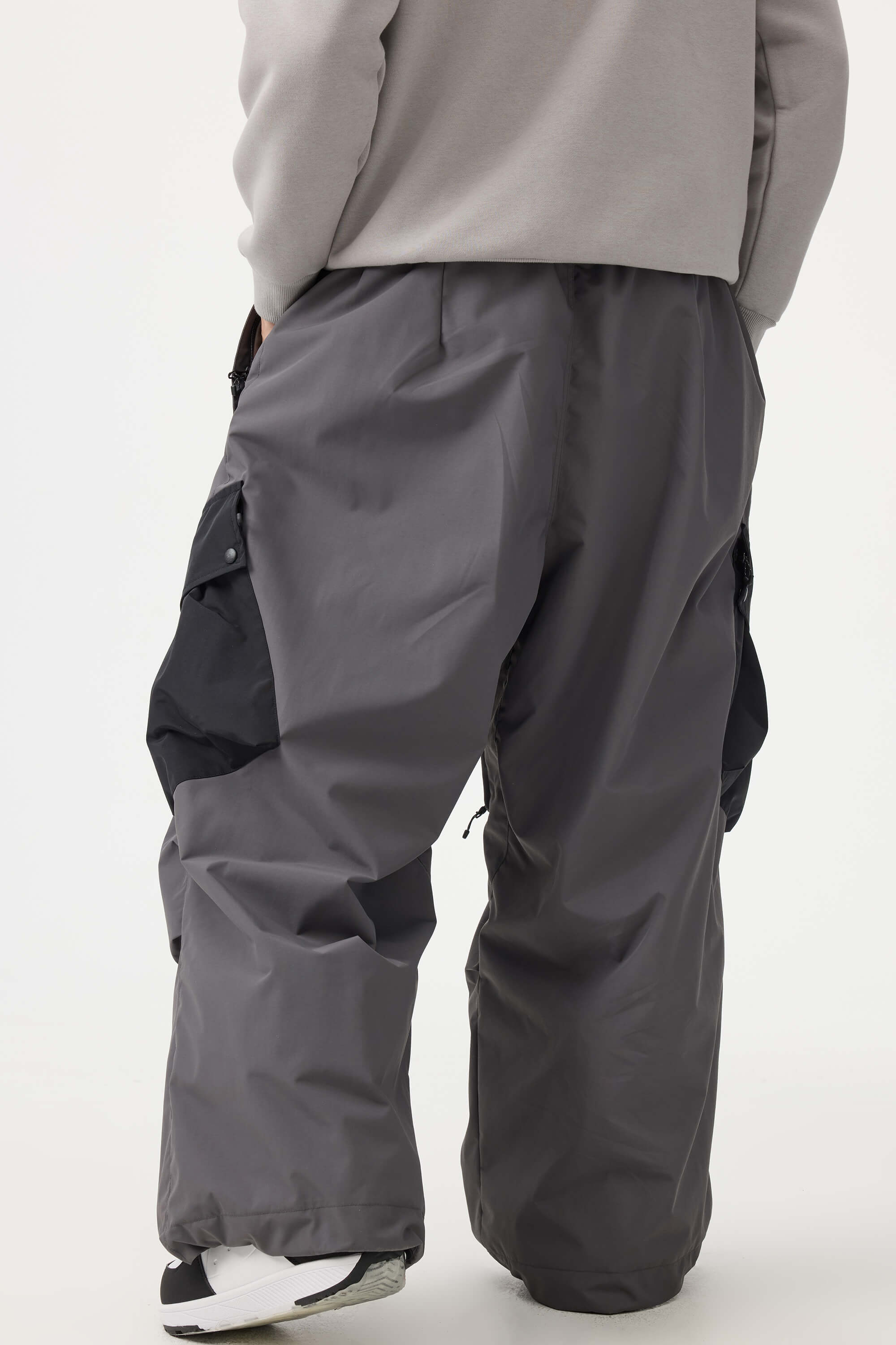 Men's Coffee Baggy Color-Blocked Ski Pants Cargo Pocket Snow Pants