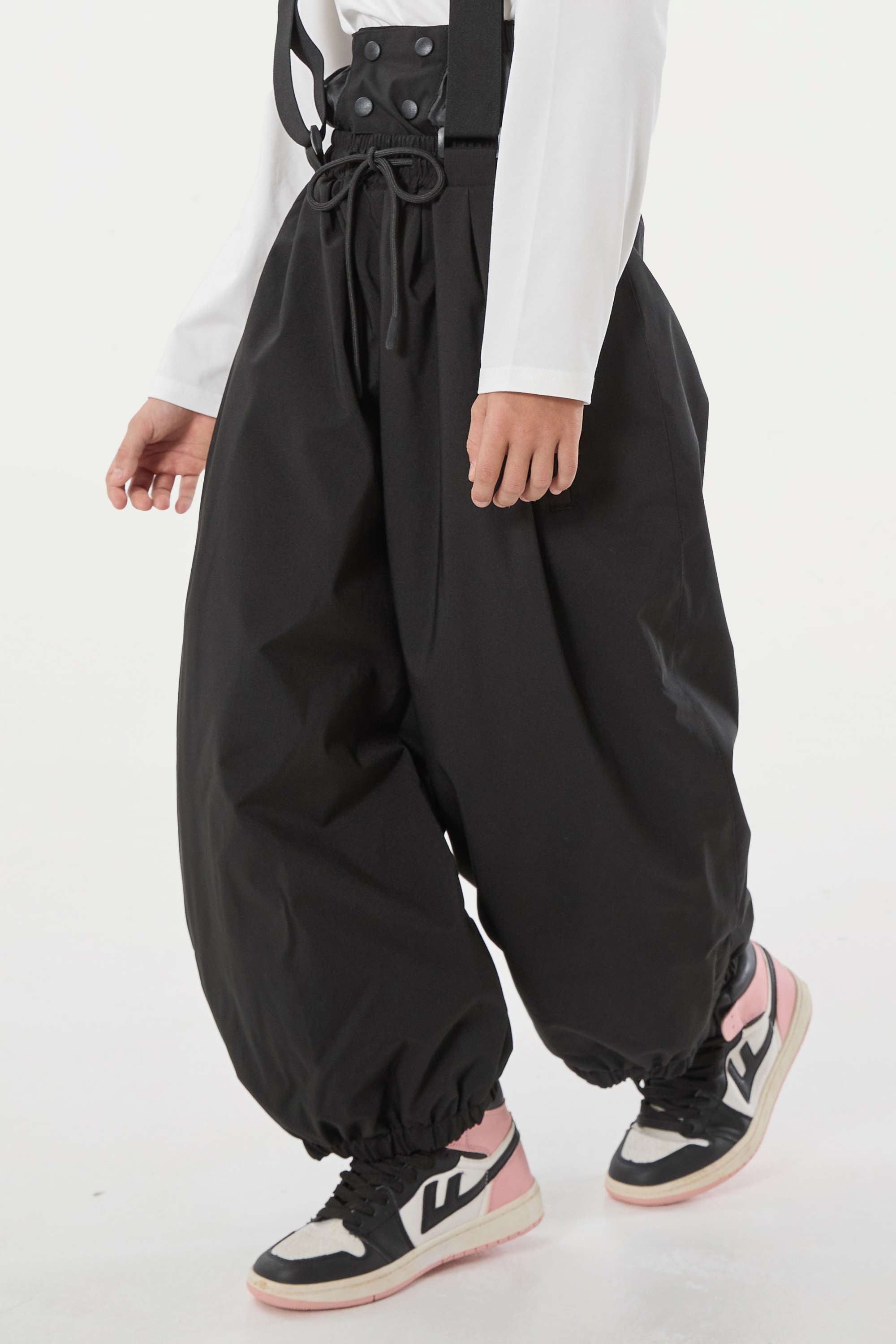 Black Waterproof Ski Pants Balloon Snow Pants Main image