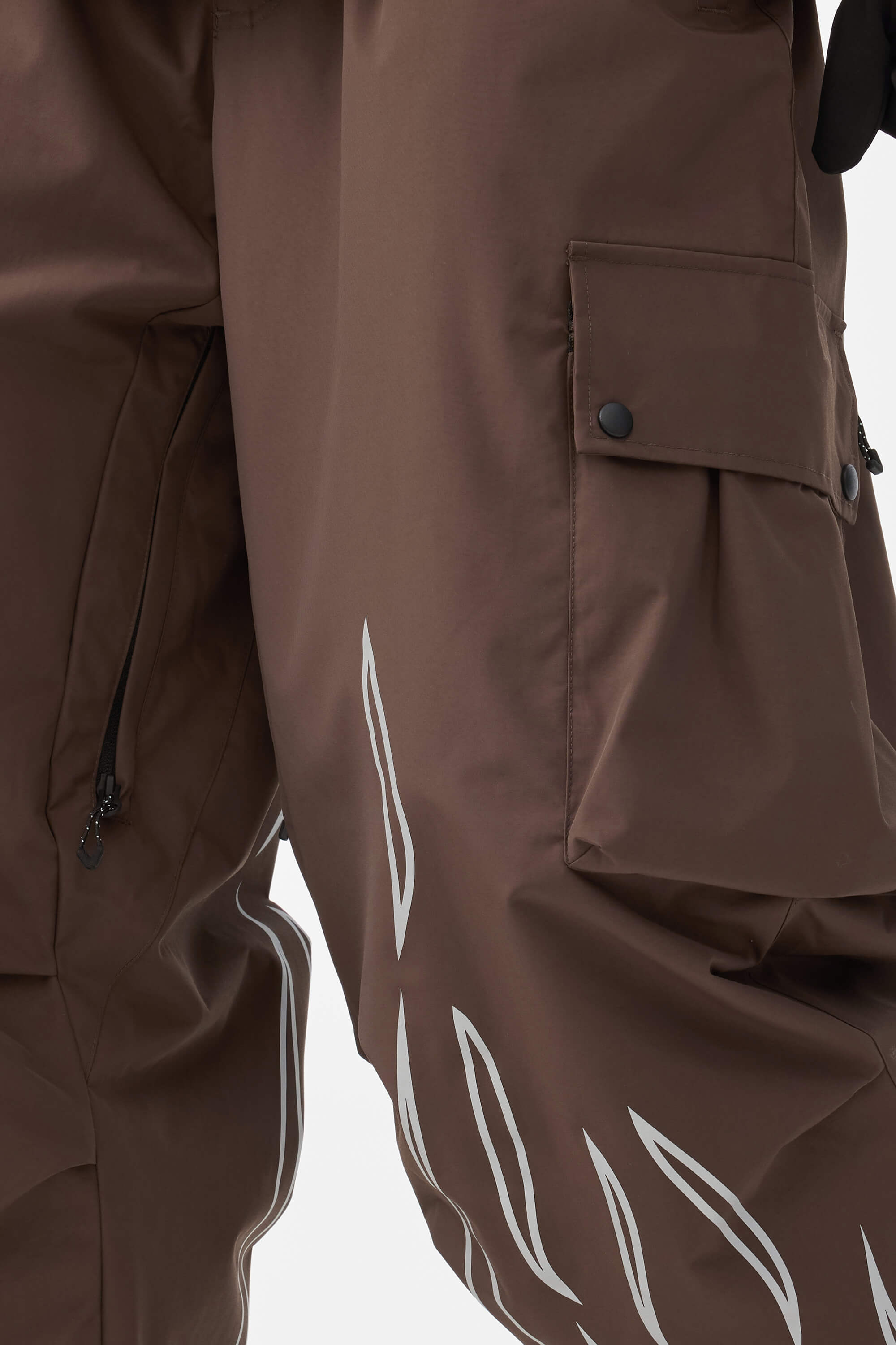 Women's Coffee Reflective Flame Ski Pants Baggy Utility Snow Pants Secondary image