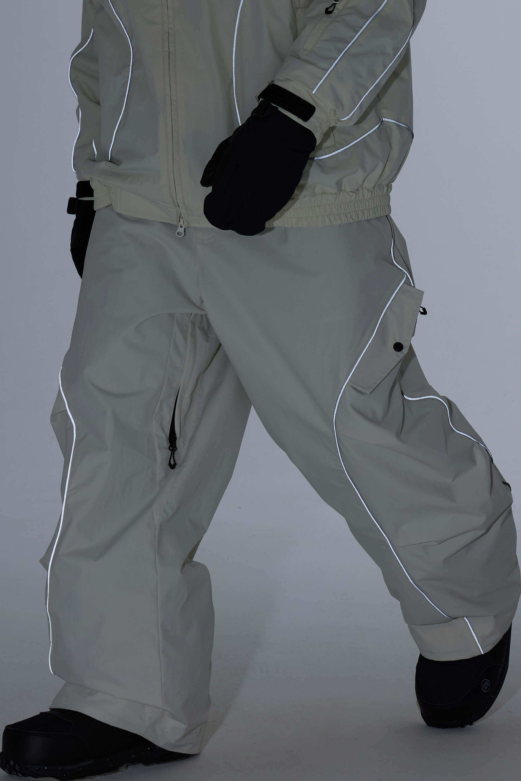 Men's Off White Retro Track Ski Pants Reflective Piping Baggy Snow Pants