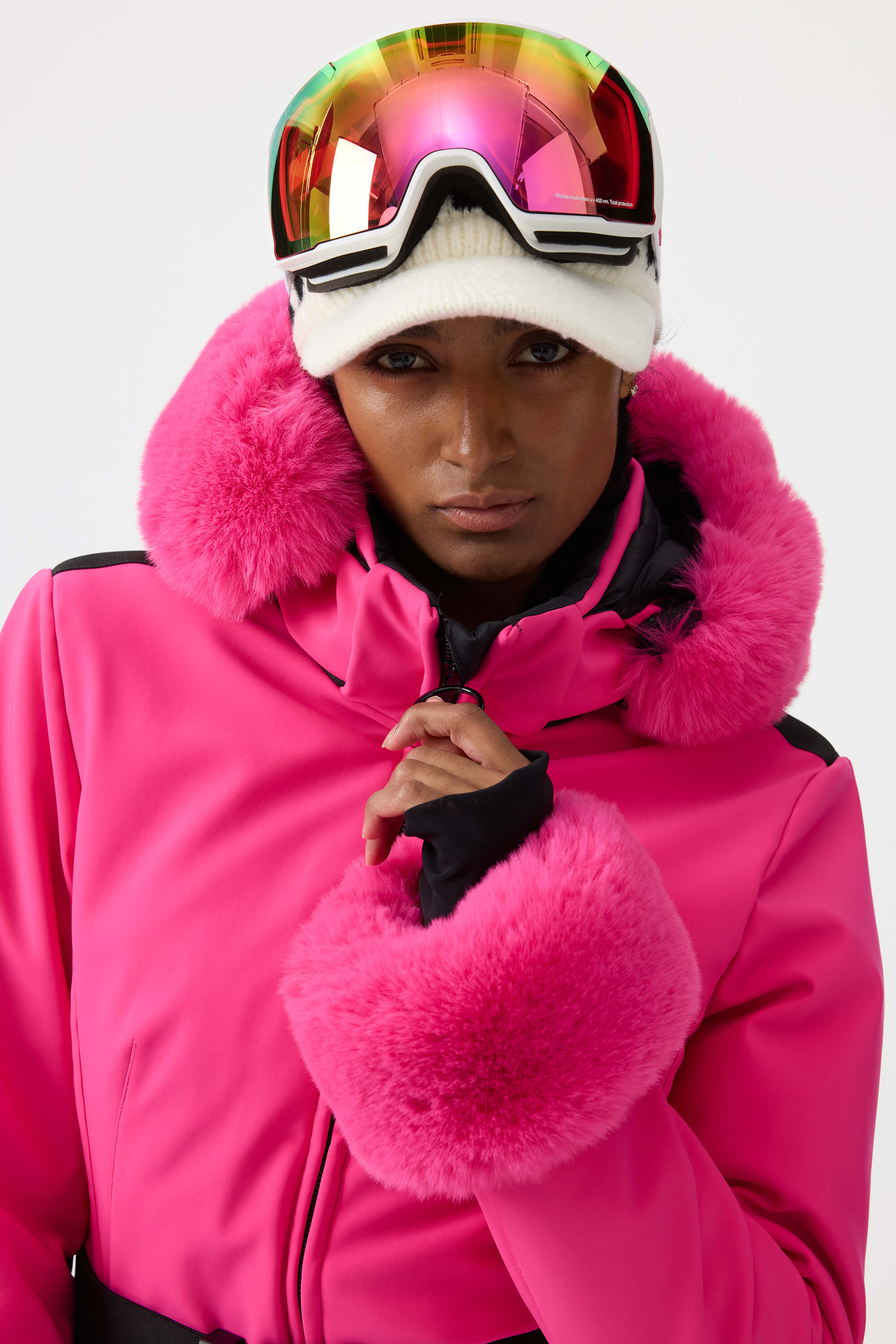 Women's Magenta 3D-Cut Faux Fur Stretch Insulated Ski Jacket Snow Jacket Secondary image